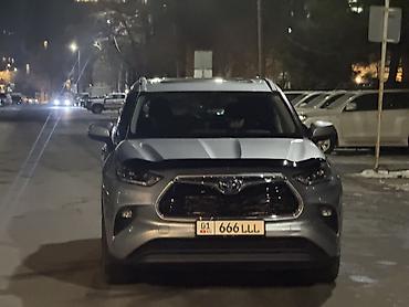 Toyota: Toyota Highlander: 2022 г., 2.5 л, Автомат, Гибрид, Внедорожник — 3