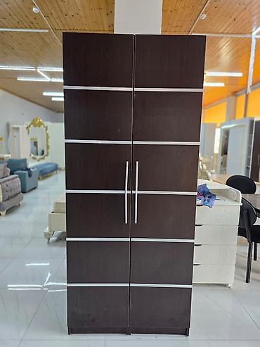 *Dolab satılır*
Eni 90 sm
Hund 210 sm
Derinlik 57 sm

*Qiymet 150 azn*