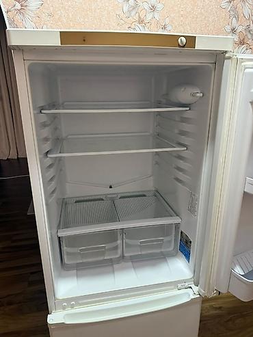 лед экран: Холодильник Indesit, классический белый, двухкамерный с нижней — 4