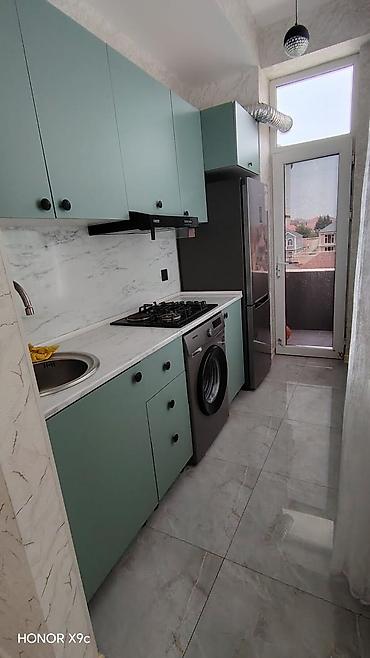 mastagada kirayə ev: Mənzil tam təmirlidir. suyu qazı işığı daimidir. 2 lifti və 1 açıq — 6