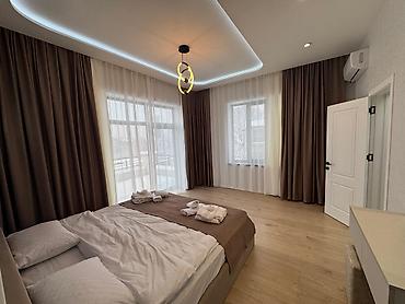 villa sekilleri: 240 kv. m, 5 otaqlı, Hovuzlu, İnternet, Kanalizasiya, Qaz — 10