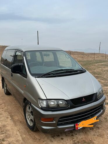 машина гольв: Mitsubishi Delica: 1999 г., 2.5 л, Автомат, Дизель, Минивэн