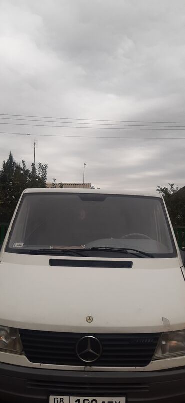 машина за 2000 долларов в бишкеке: Фургон Mercedes-Benz Sprinter белого цвета, дубль кабина бартавой
