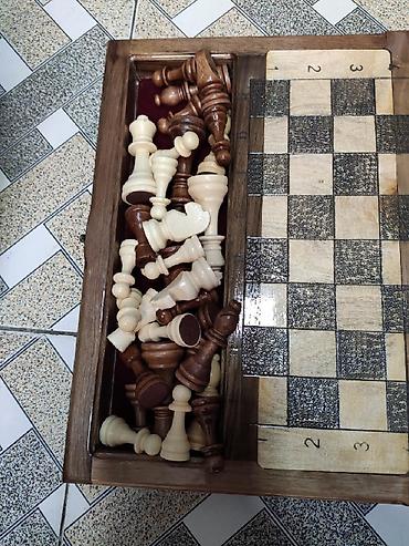 Şahmatlar: Şahmat əl işi. Əsl hədiyyəlik şahmat. Metrolara və şəhərdaxili — 4