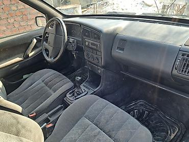 Volkswagen: Volkswagen Passat: 1991 г., 2 л, Механика, Бензин, Седан — 2