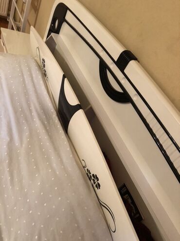 Yataq otağı dəstləri: Ağ-qara pol klassik dizaynlı yataq otağı dəsti - Komplekt — 7