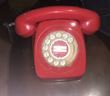 Stasionar telefon Simli