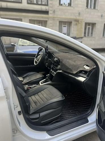 byd e1: Hyundai Elantra: 2020 г., 1.6 л, Автомат, Электромобиль, Седан — 5