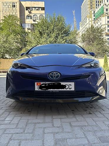 honda odyssey 2019: Toyota Prius: 2018 г., 1.8 л, Вариатор, Гибрид, Лифтбек — 1