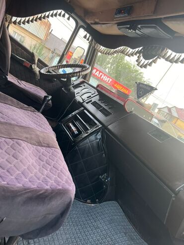 жол тандабас унаалар: Жүк ташуучу унаа, Mercedes-Benz, Стандарт