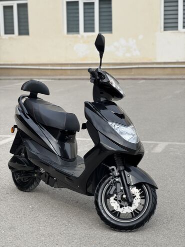 moto satilir: - Elektrik moped, 50 sm3, 2024 il, 600 km