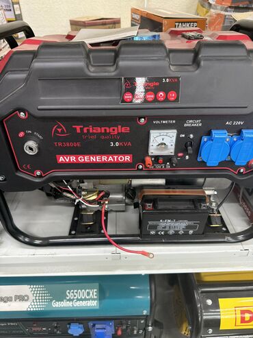 Генераторы: Бензиновый генератор Kumo KGFE7500ES Основные характеристики: - — 28