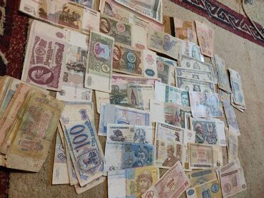 Əskinaslar: Sovet pulları və bir neçə ölkənin milli əskinaslar satılır xaiş edirəm — 5