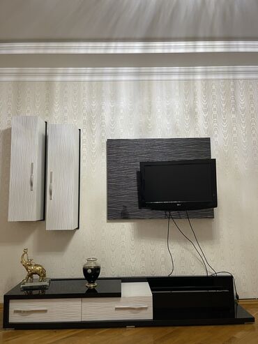 подставка для телевизора самсунг: MDF material. Turkiyeden shexsi olarag kargo ile getirmishik