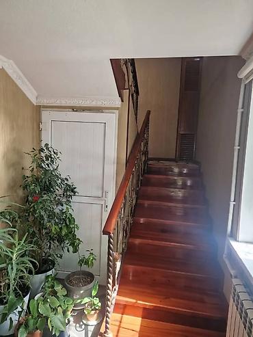 Продажа коттеджей и домов: Очень срочно!!! Продаётся жилой дом 274кв м с большим двором и — 5