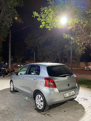 авто ярис: Toyota Yaris: 2006 г., 1.3 л, Робот, Бензин, Хэтчбэк — 3