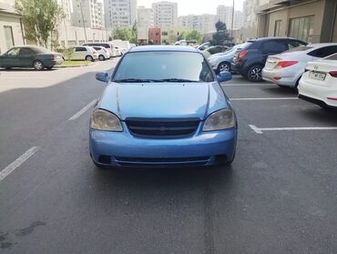 06 maşin: Chevrolet Lacetti: 1.6 l | 2008 il 360000 km Sedan