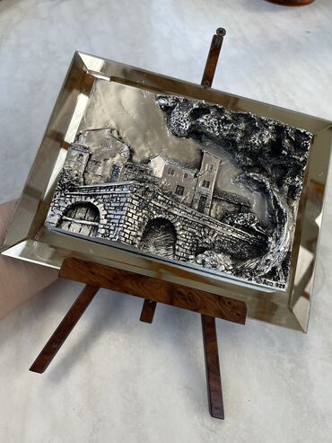 художественная ковка мебель: Скульптурная художественная картина Бордон, ручной работы,из серебра