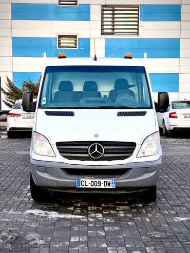 маши: Жеңил жүк ташуучу унаа, Mercedes-Benz, Жаңы