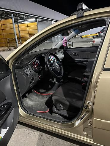 део матиз 1: Kia Rio: 2010 г., 1.4 л, Механика, Бензин, Седан — 6