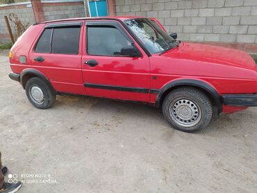 продаю жк монитор: Volkswagen Golf: 1988 г., 1.8 л, Механика, Бензин