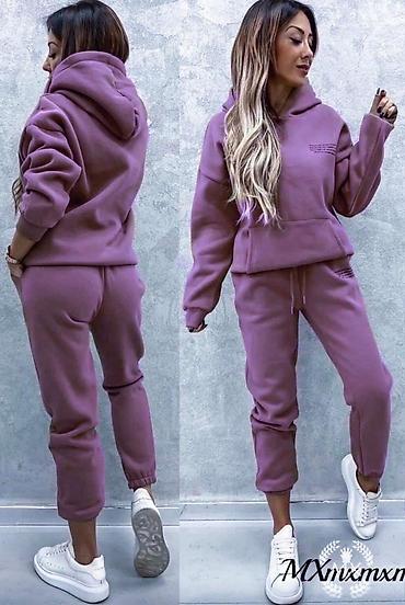 Kompleti: Komplet trenerka 3200 dinara — 2