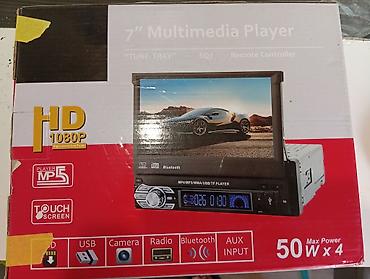 mini bar za pice: Auto multimedija 1-DIN sa izvlačnim 7" touch TFT LCD ekranom Ključne — 1