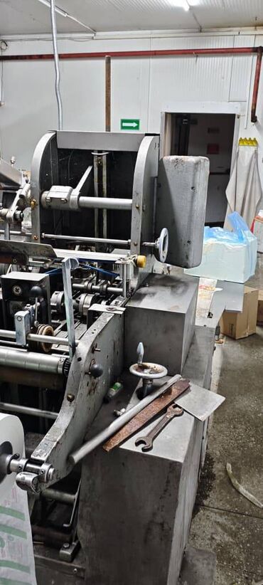 Производство молочных продуктов: Продается несколько позиций упаковщиков для молочного цеха. 1) — 8