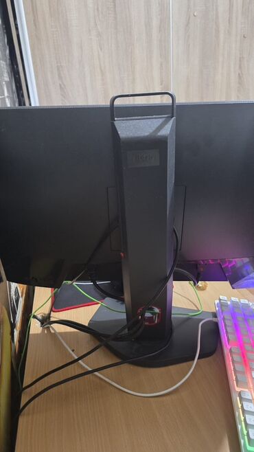 Monitori: ‼️Na prodaju gamingPC komplet‼️ Specifikacije: Rtx 3060 8gb I5-10400f na lalafo.rs — 2 Monitori: ‼️Na prodaju gamingPC komplet‼️ Specifikacije: Rtx 3060 8gb I5-10400f — 2