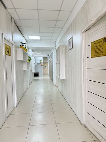 жилье чолпон ата: Сдаю Кабинет в салоне, 10 м², Для бровиста, Для визажиста, Для лешмейкера