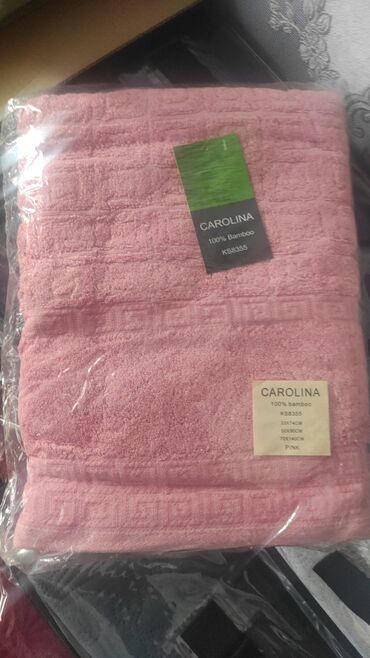Текстиль: Продам полотенце и комплект простыни привезенный из Дубая качества