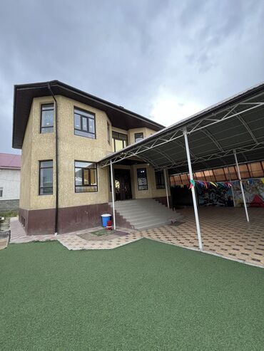 дом в садовое: Продаю Здание, Действующий 300 м²