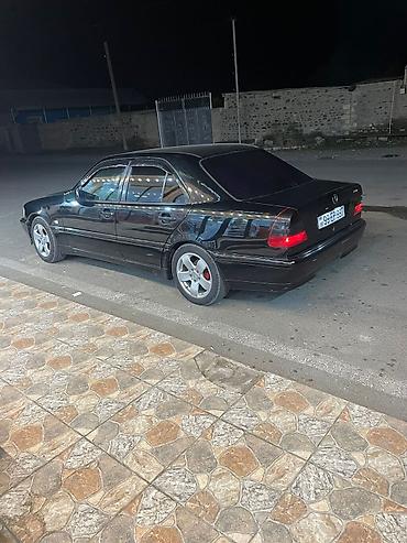 Mercedes-Benz: Mercedes-Benz C 200: 2.2 l | 1999 il Sedan — 16