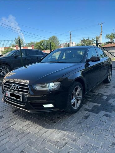 срочно срочно продаю машина: Audi A4: 2013 г., 1.8 л, Вариатор, Бензин, Седан