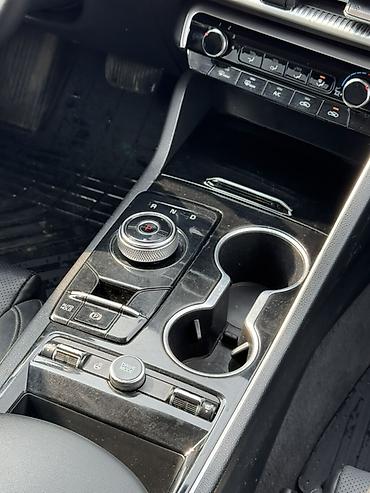 Kia: Kia K5: 2021 г., 2 л, Робот, Газ, Седан — 15