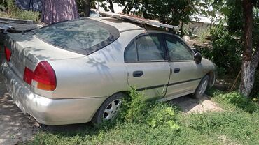 mitsubishi libero: Mitsubishi Carisma: 1998 г., 1.8 л, Механика, Бензин, Внедорожник