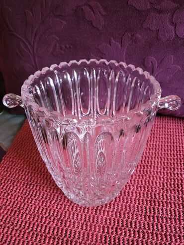 Kuhinjski setovi: Kibla nova za led,kristal,led kristal Zajecar. rucni rad. iz 70ih — 6