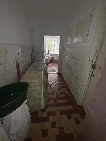 52: 1 комната, 18 м², 5 мкр Общежитие, 2 этаж, Старый ремонт — 8