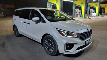 жета машина: Kia Carnival: 2018 г., 2.2 л, Автомат, Дизель, Минивэн