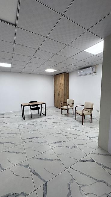aurum: Аренда офисов, 50 м², В жилом комплексе, С отдельным входом, С отдельным сан узлом — 2