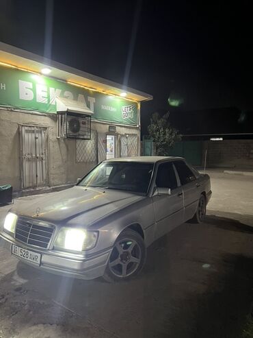 широкий бампер на гольф 2: Mercedes-Benz W124: 1993 г., 2.3 л, Механика, Бензин, Седан
