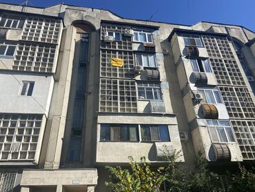 Продажа квартир: 3 комнаты, 70 м², Индивидуалка, 4 этаж, Косметический ремонт