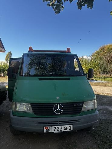 мини экскаватор гусеничный: Эвакуатор, Mercedes-Benz, Прямая — 1