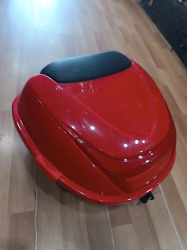 velo kaska: Moped/Motosiklet üçün arxa baqaj qutusu. Ünvan Q Qarayev metrosunun — 1