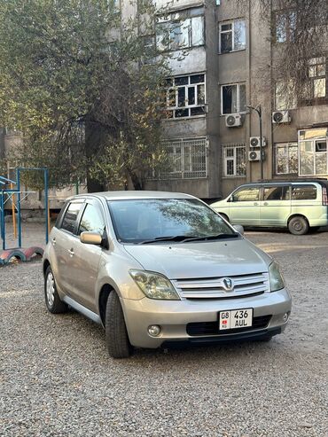 моновпрыск гольф 3: Toyota ist: 2003 г., 1.5 л, Автомат, Бензин, Хетчбек