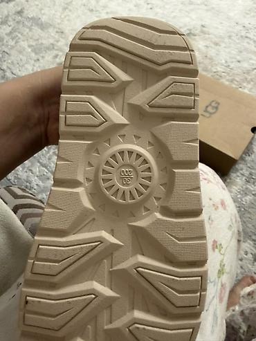 сапоги 34 35: Детские зимние ботинки UGG Tasma Colorblock - Модель: Tasma — 3