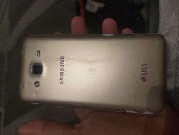 поко м 3 телефон: Samsung Galaxy J3 2016, Колдонулган, 16 ГБ
