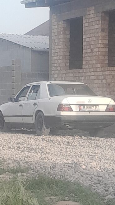 купить мерседес спринтер в европе: Mercedes-Benz 190: 1986 г., 3 л, Механика, Дизель, Седан
