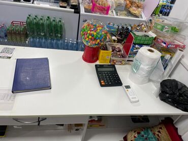 кассовой стол: Очень хороший состояние кассовый стол срочно продается