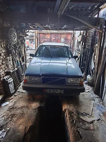 Volvo: Volvo 740: 1987 г., Кол менен иштөөчү, Бензин, Седан — 1